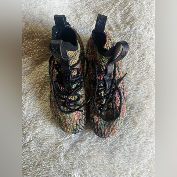 LeBron 15s - Picture 4 of 5